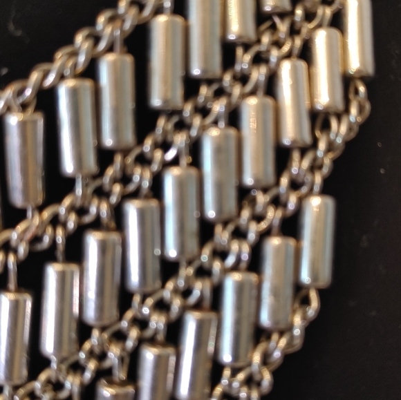 Fashion Necklace - Picture 2 of 5